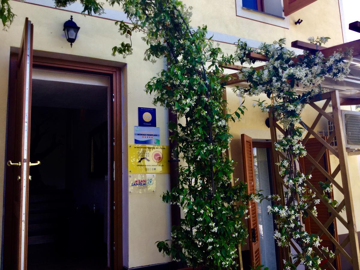 Agriturismo Monaci Templari Seborga Eksteriør bilde